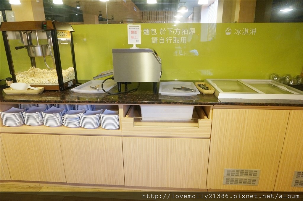 20250816-iwfzr