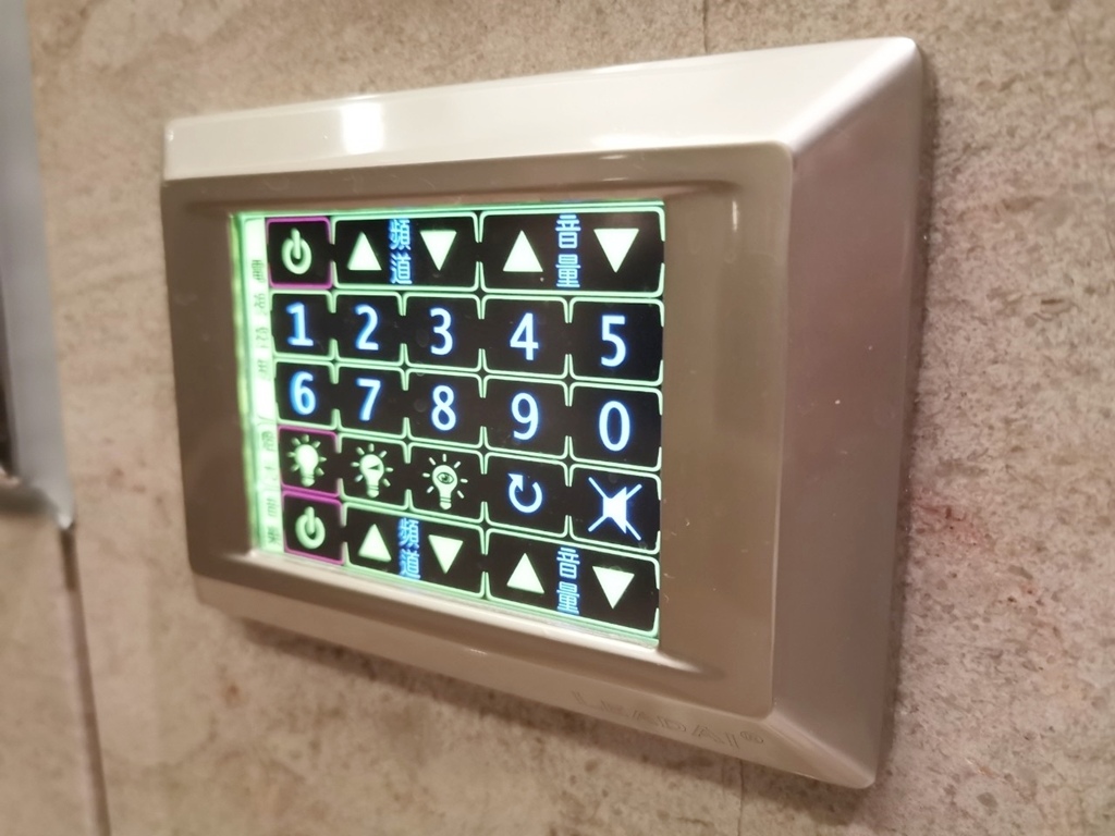20250816-bs69v