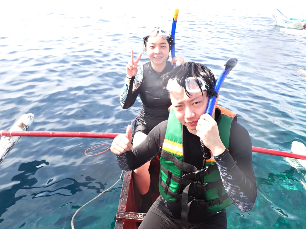 【菲律賓景點推薦】薄荷島「巴里卡薩島Balicasag Island 跳島半日遊」近距離觀賞海豚、與海龜共遊! - 第12張圖