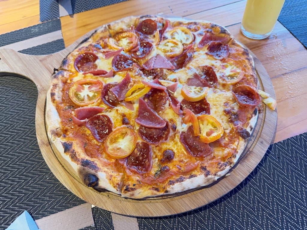 【菲律賓美食推薦】墨寶「One Piece Bistro」墨寶人氣義式餐廳推薦,氣氛超chill現場還有音樂表演! - 第8張圖
