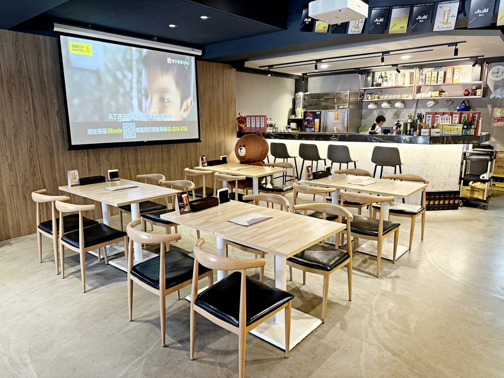 【美食】台北中山「MJ餐酒館(私廚)」行天宮商業午餐推薦,慢燉老母雞湯麵、秘傳老兵牛肉麵都好吃!(台北包場、場地租借) - 第4張圖