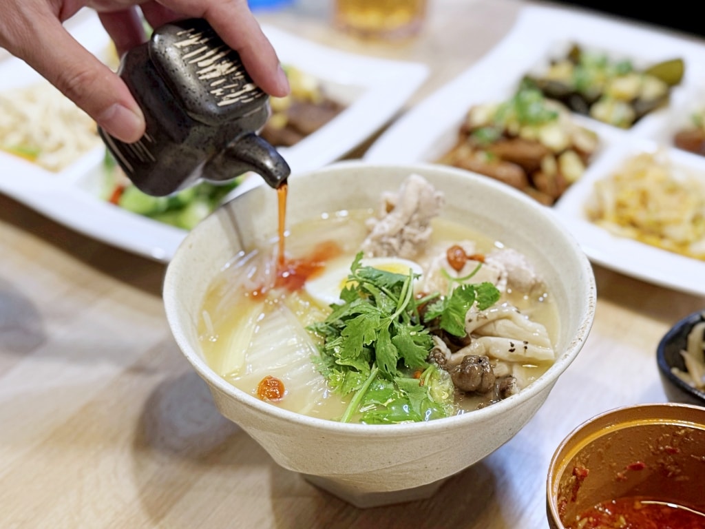 【美食】台北中山「MJ餐酒館(私廚)」行天宮商業午餐推薦,慢燉老母雞湯麵、秘傳老兵牛肉麵都好吃!(台北包場、場地租借) - 第31張圖