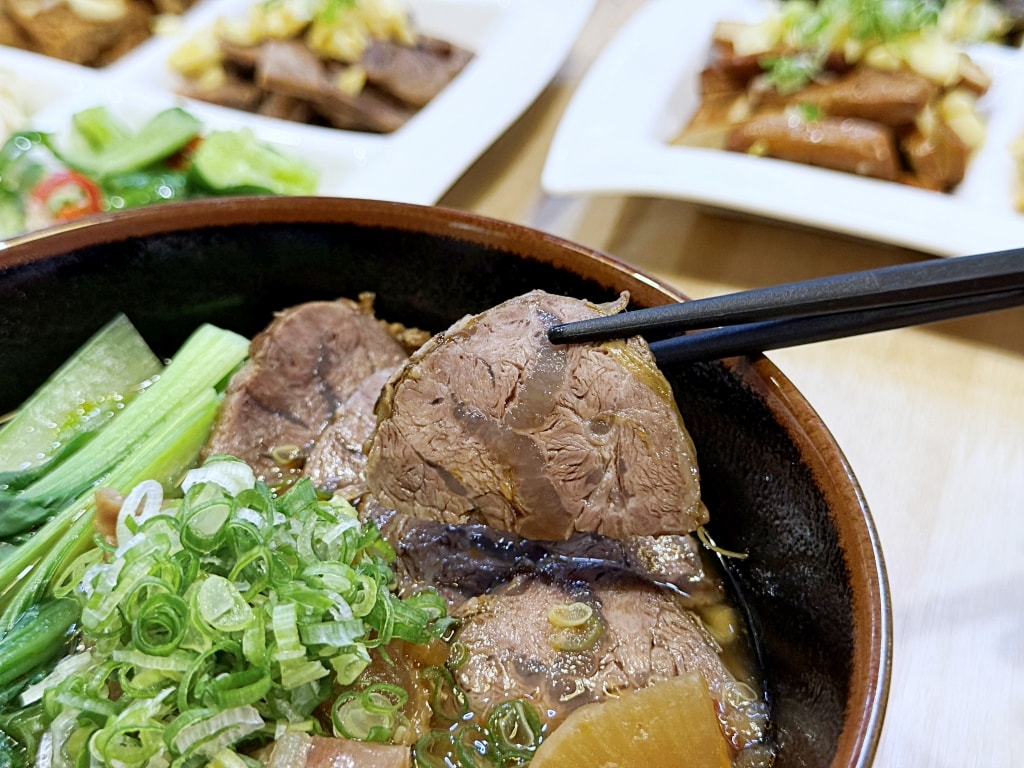 【美食】台北中山「MJ餐酒館(私廚)」行天宮商業午餐推薦,慢燉老母雞湯麵、秘傳老兵牛肉麵都好吃!(台北包場、場地租借) - 第28張圖