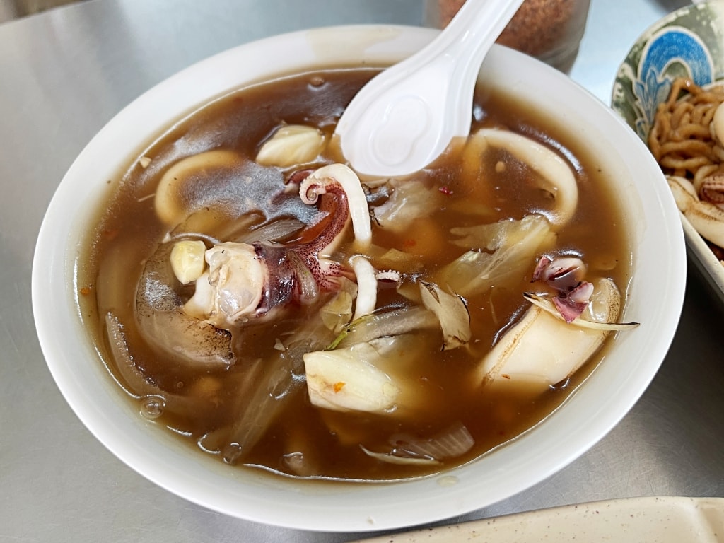 【美食】台南中西區「德興鱔魚意麵」台南人氣小吃推薦，大火快炒鑊氣十足在地人最愛!