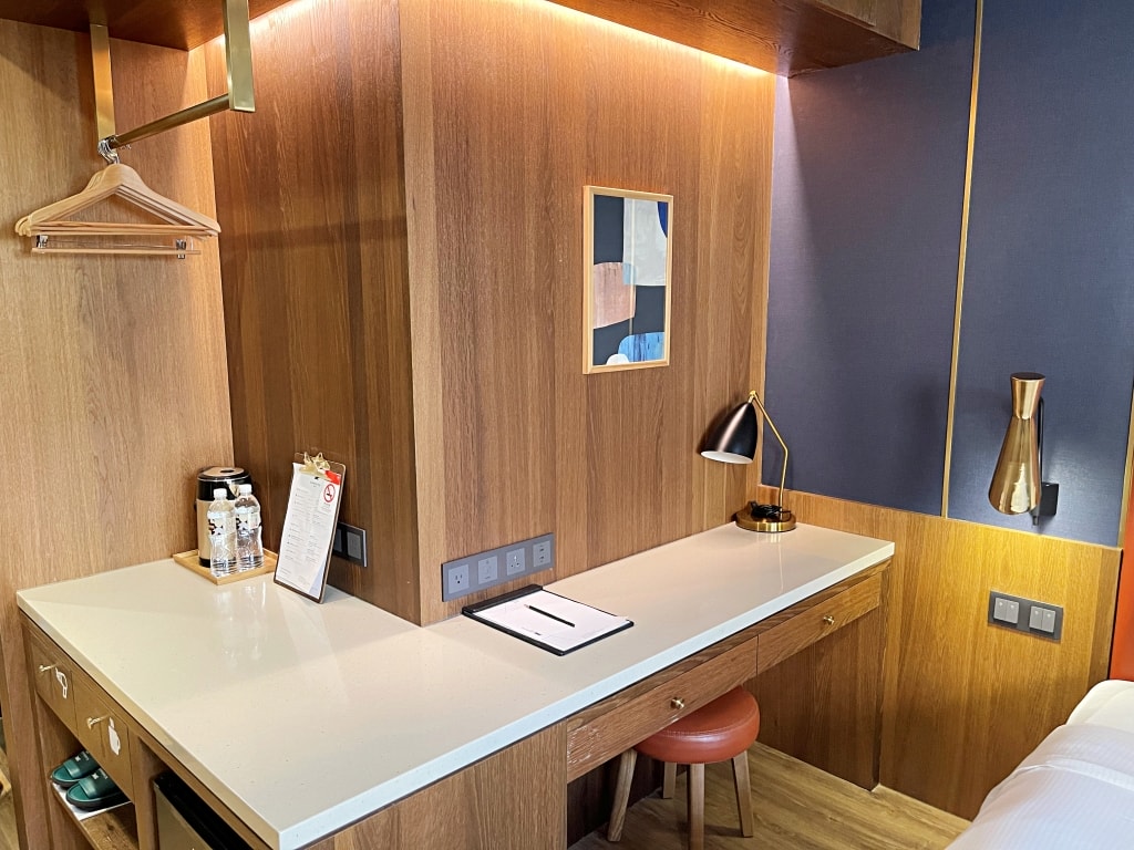 【住宿】台南中西區「康橋慢旅 (Kindness Day Hotel)」台南住宿推薦，免費宵夜零食吧CP值超高!