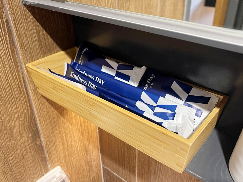 【住宿】台南中西區「康橋慢旅 (Kindness Day Hotel)」台南住宿推薦，免費宵夜零食吧CP值超高!