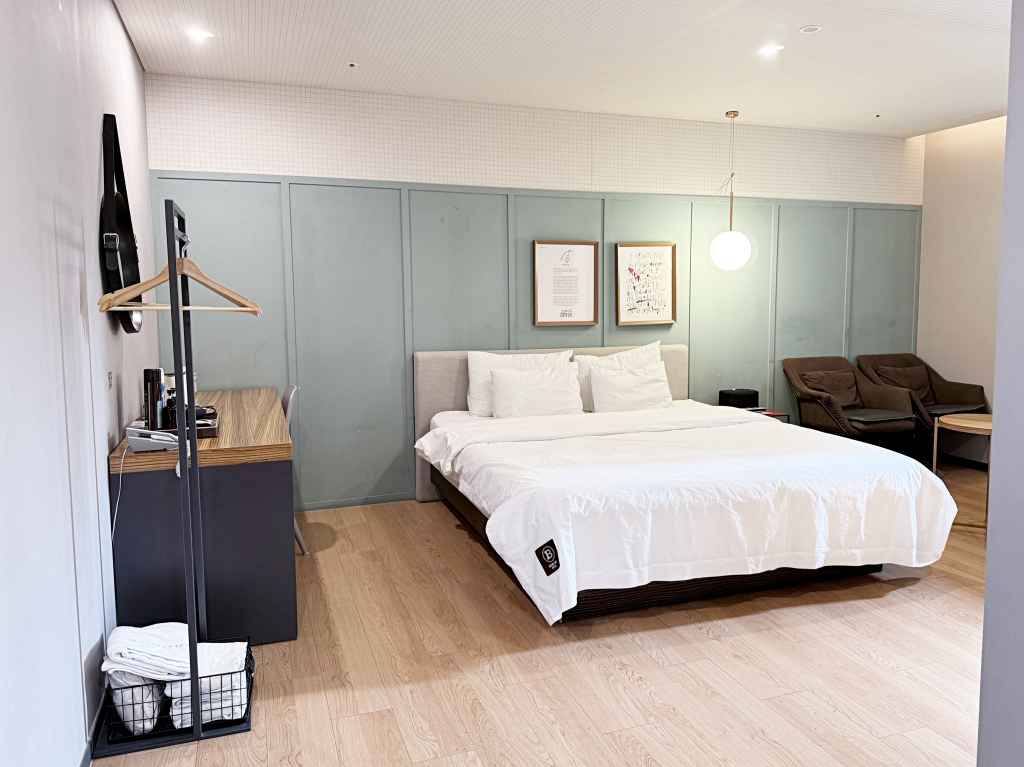 【釜山住宿推薦】「Seomyeon Brown-dot hotel Gold」西面周邊附浴缸、按摩椅一晚不到兩千,超高CP值住宿推薦! - 第6張圖 【釜山住宿推薦】「Seomyeon Brown-dot hotel Gold」西面周邊附浴缸、按摩椅一晚不到兩千,超高CP值住宿推薦!