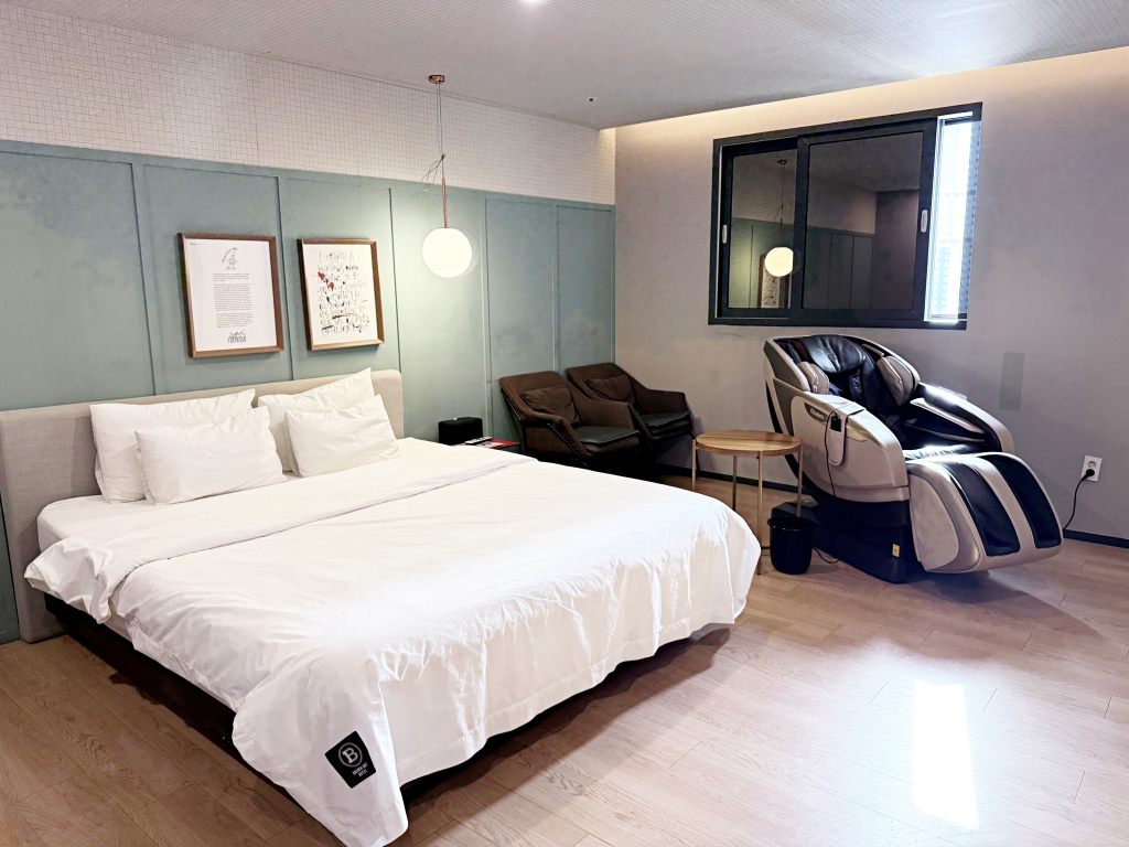 【釜山住宿推薦】「Seomyeon Brown-dot hotel Gold」西面周邊附浴缸、按摩椅一晚不到兩千,超高CP值住宿推薦! - 第7張圖 【釜山住宿推薦】「Seomyeon Brown-dot hotel Gold」西面周邊附浴缸、按摩椅一晚不到兩千,超高CP值住宿推薦!