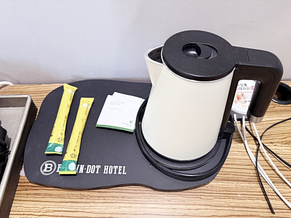 【釜山住宿推薦】「Seomyeon Brown-dot hotel Gold」西面周邊附浴缸、按摩椅一晚不到兩千,超高CP值住宿推薦! - 第12張圖 【釜山住宿推薦】「Seomyeon Brown-dot hotel Gold」西面周邊附浴缸、按摩椅一晚不到兩千,超高CP值住宿推薦!