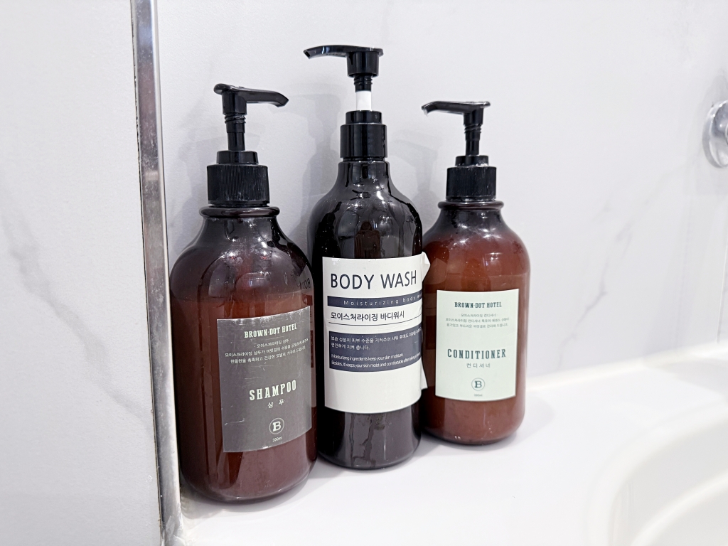 【釜山住宿推薦】「Seomyeon Brown-dot hotel Gold」西面周邊附浴缸、按摩椅一晚不到兩千,超高CP值住宿推薦! - 第16張圖 【釜山住宿推薦】「Seomyeon Brown-dot hotel Gold」西面周邊附浴缸、按摩椅一晚不到兩千,超高CP值住宿推薦!