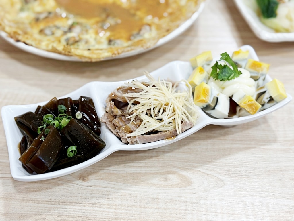 【美食】新北中和「中和米粉湯」永安市場美食推薦，在地人最愛宵夜美食!