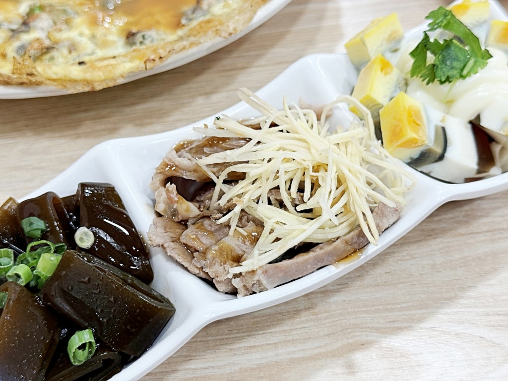 【美食】新北中和「中和米粉湯」永安市場美食推薦，在地人最愛宵夜美食!