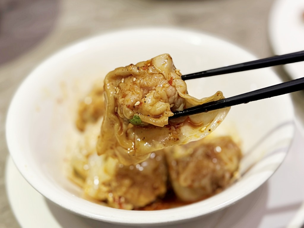 【美食】台北南港「Neverland Noodle Bar」南港牛肉麵推薦，細火慢熬湯頭甘醇美味!