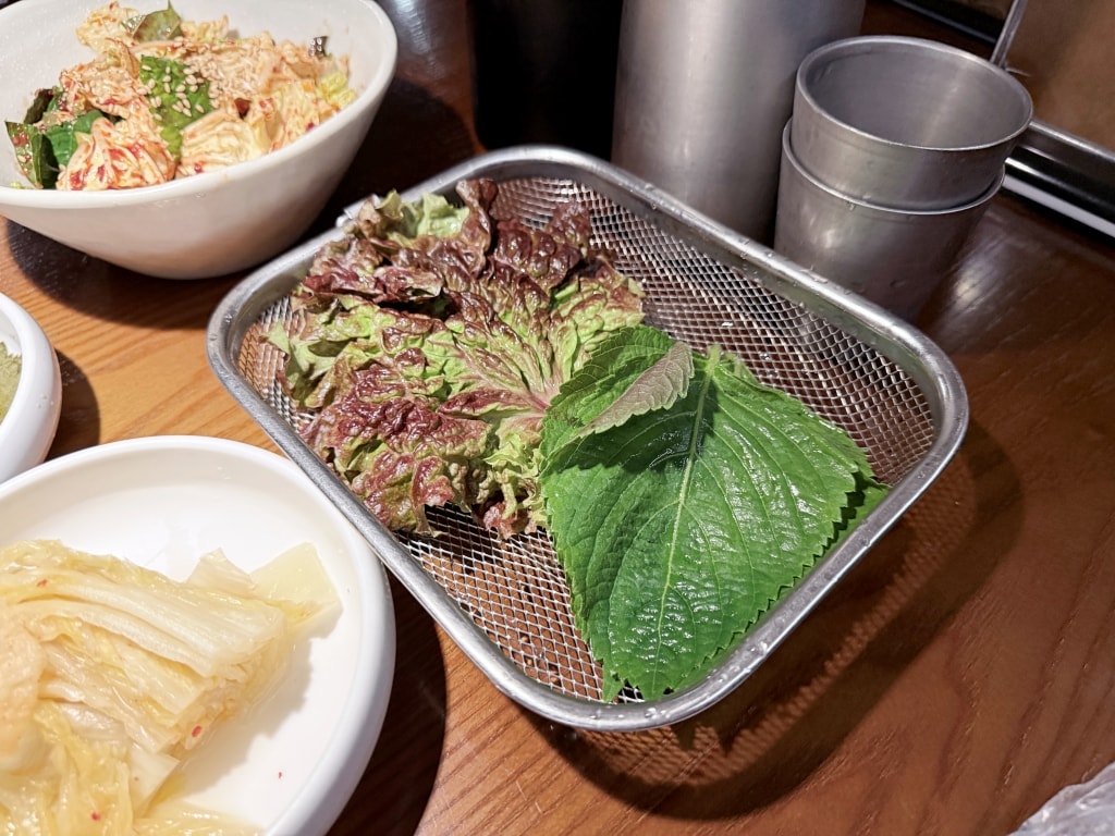 【釜山美食推薦】「83獬豸83해치 西面店」西面美食烤肉推薦，超人氣專人代烤烤肉店!