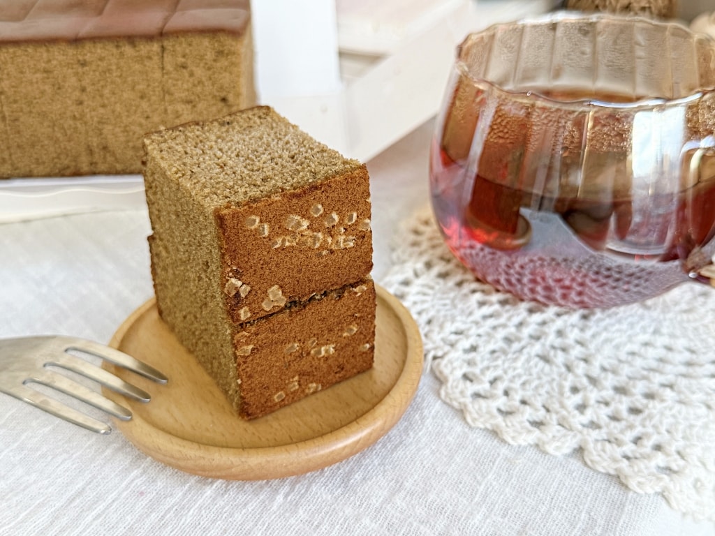 【美食】台中西屯「四月南風 伯爵茶卡斯提拉蛋糕」2026新春蛋糕禮盒開箱，正宗雙目糖長崎蛋糕香氣十足!