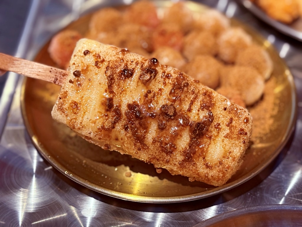 【美食】新北三重「邱比特串燒 三和夜市店」三重平價串燒推薦，不只串燒就連甜點都超好吃!