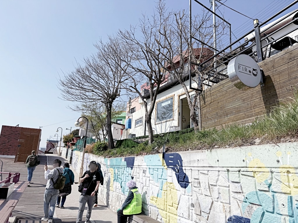 【釜山景點推薦】「白淺灘文化村 Huinnyeoul Culture Village」影島必訪海景文化藝術村，絕美海景第一排超好拍!