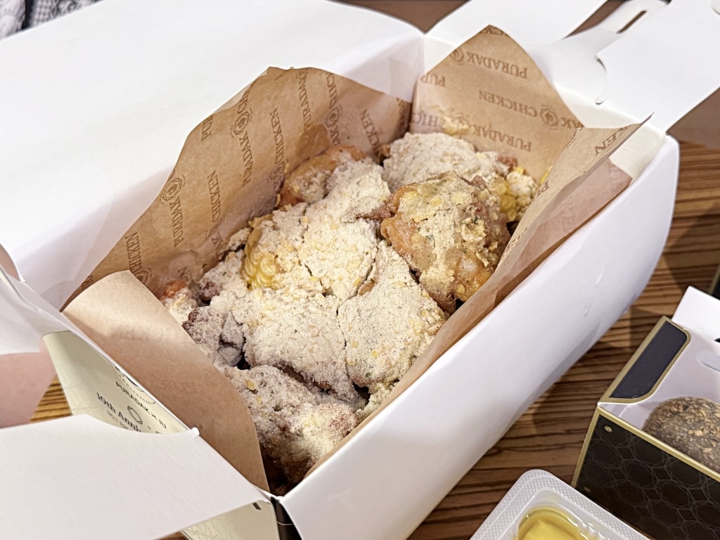 【釜山美食推薦】「PURADAK炸雞 西面田浦店」炸雞界的精品，IU女神代言話題性十足!