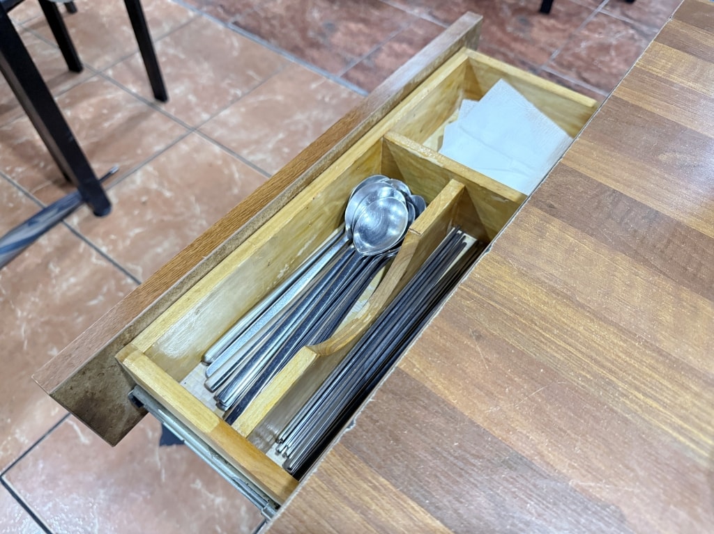 【釜山美食推薦】「釜山烤肋排부산쪽쪽갈비」西面站必吃排隊美食,純木炭烘烤香氣十足超美味! - 第4張圖 【釜山美食推薦】「釜山烤肋排부산쪽쪽갈비」西面站必吃排隊美食,純木炭烘烤香氣十足超美味!