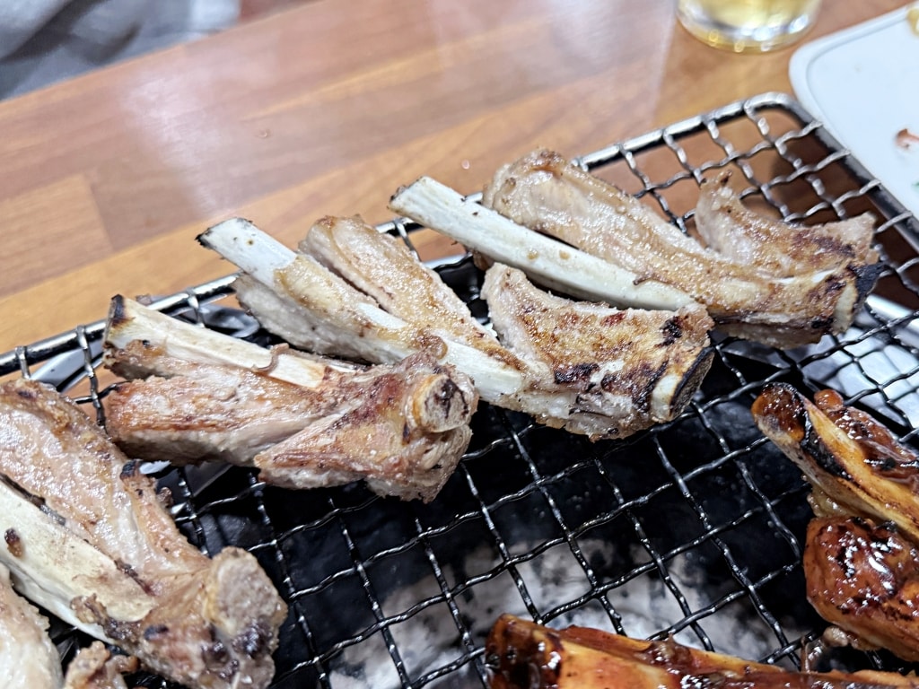 【釜山美食推薦】「釜山烤肋排부산쪽쪽갈비」西面站必吃排隊美食,純木炭烘烤香氣十足超美味! - 第17張圖 【釜山美食推薦】「釜山烤肋排부산쪽쪽갈비」西面站必吃排隊美食,純木炭烘烤香氣十足超美味!