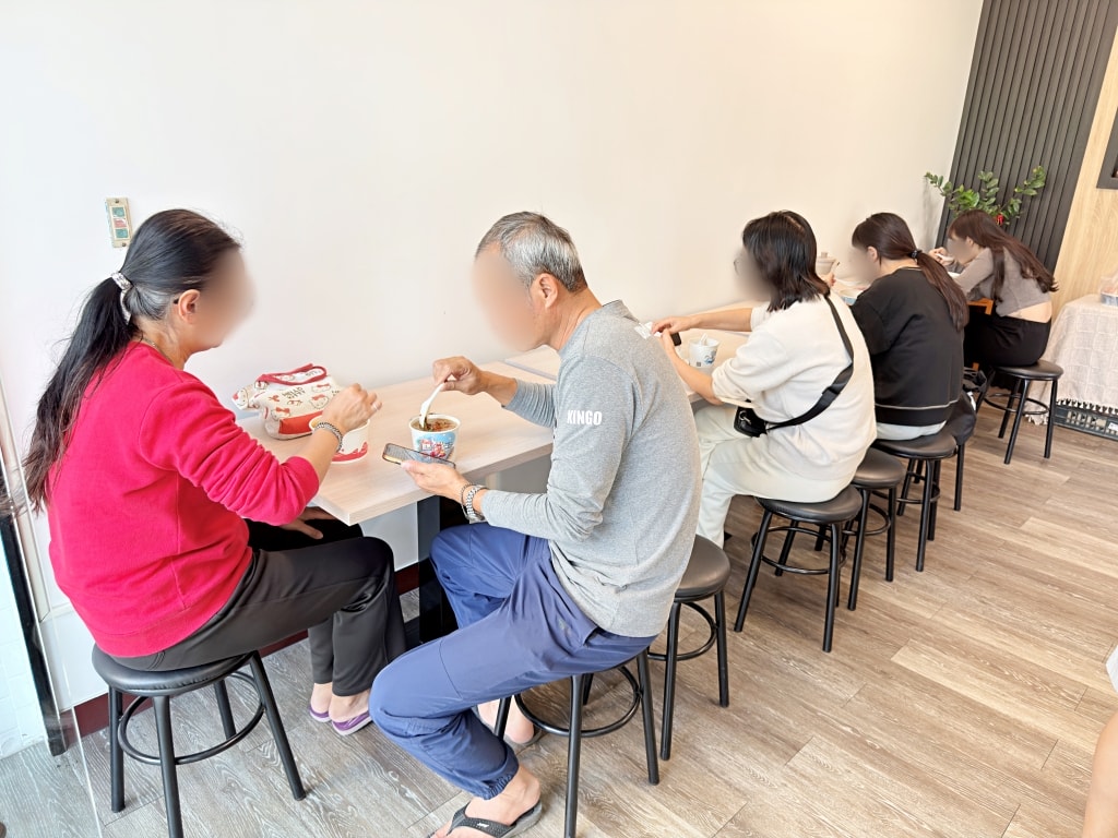 【美食】彰化北斗「北斗麻辣麵線」北斗人氣美食推薦,從攤車到店面真材實料的好味道! - 第4張圖 【美食】彰化北斗「北斗麻辣麵線」北斗人氣美食推薦,從攤車到店面真材實料的好味道!
