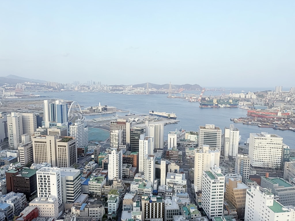 【釜山景點推薦】「釜山塔 Busan Tower」釜山必訪經典地標，360度高空無死角俯瞰釜山市景!
