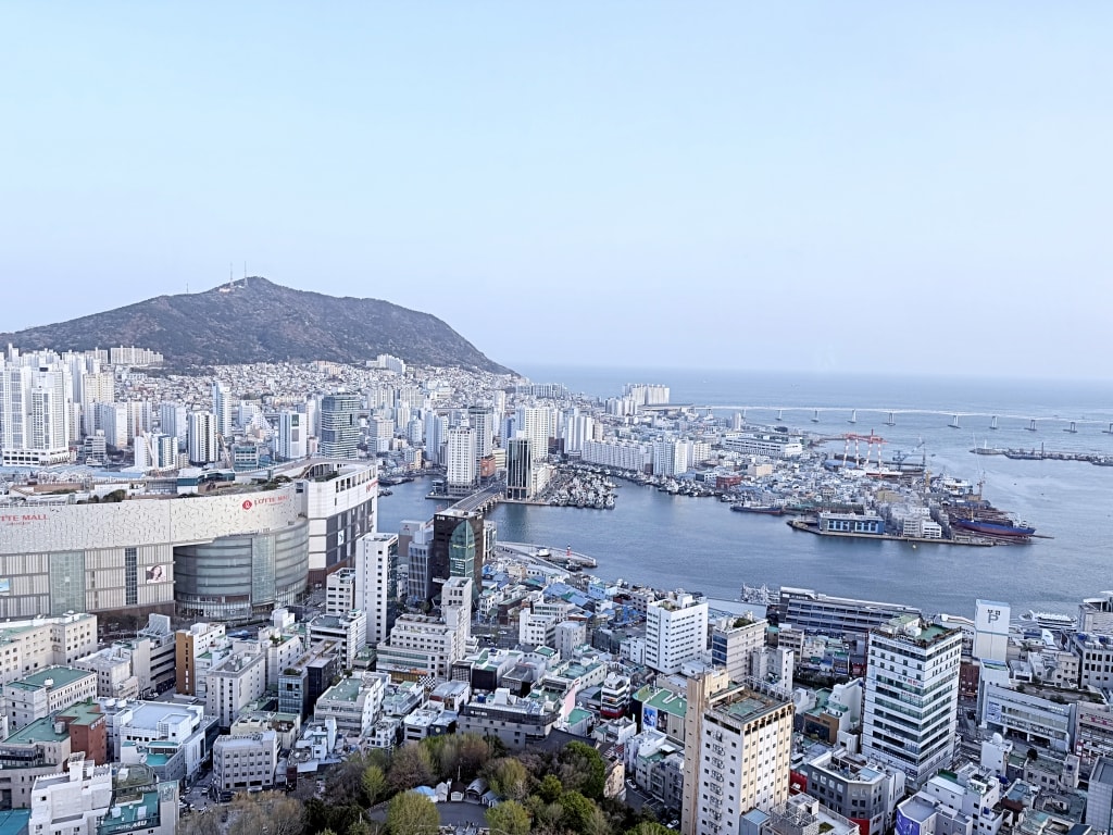 【釜山景點推薦】「釜山塔 Busan Tower」釜山必訪經典地標，360度高空無死角俯瞰釜山市景!