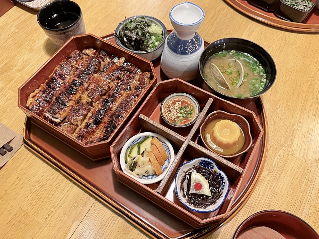 【釜山美食推薦】「海木해목」米其林必比登推薦人氣鰻魚飯