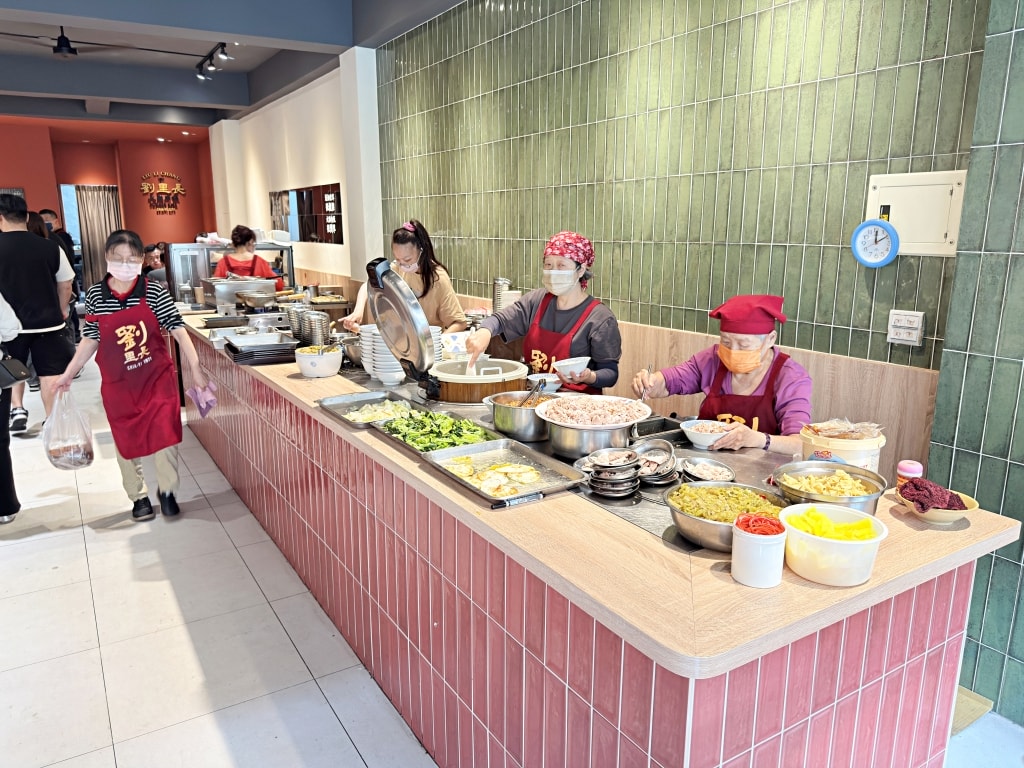 【美食】嘉義東區「劉里長火雞肉飯」嘉義火雞肉飯推薦,榮登Neflix世界小吃名單! - 第4張圖 【美食】嘉義東區「劉里長火雞肉飯」嘉義火雞肉飯推薦,榮登Neflix世界小吃名單!