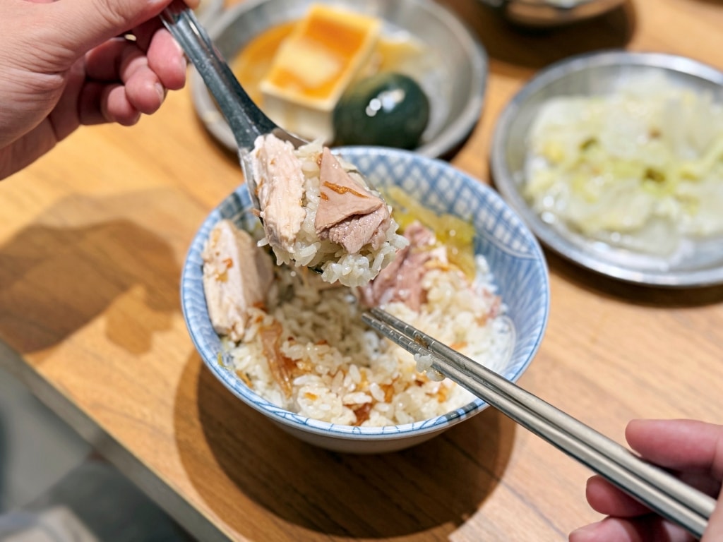 【美食】嘉義東區「劉里長火雞肉飯」嘉義火雞肉飯推薦,榮登Neflix世界小吃名單! - 第13張圖 【美食】嘉義東區「劉里長火雞肉飯」嘉義火雞肉飯推薦,榮登Neflix世界小吃名單!