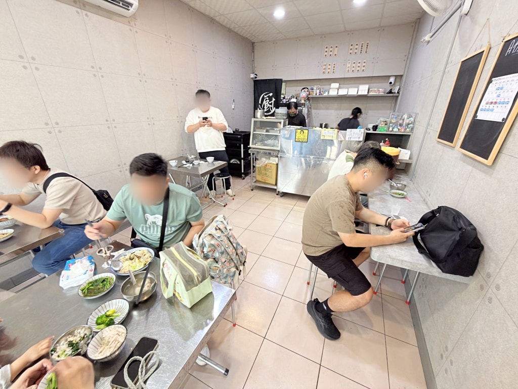 【美食】嘉義西區「這一家火雞肉飯」嘉義火雞肉飯推薦,在地人最愛家常溫馨小店! - 第3張圖 【美食】嘉義西區「這一家火雞肉飯」嘉義火雞肉飯推薦,在地人最愛家常溫馨小店!