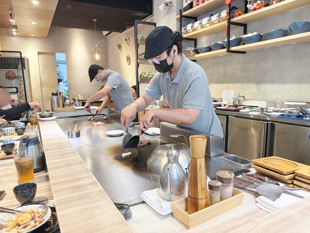 【美食】嘉義西區「米半鐵板料理」嘉義神級人氣鐵板燒餐廳,不輸高級鐵板燒的美味程度! - 第7張圖 【美食】嘉義西區「米半鐵板料理」嘉義神級人氣鐵板燒餐廳,不輸高級鐵板燒的美味程度!
