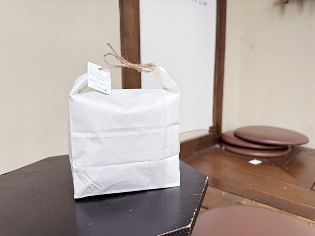 【釜山美食推薦】「自然島鹽麵包자연도소금빵」海雲台超人氣美食，現烤出爐超美味鹽麵包!