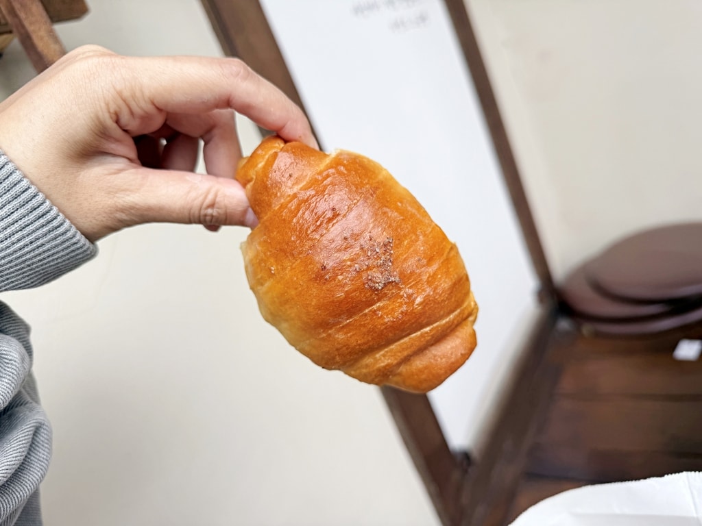 【釜山美食推薦】「自然島鹽麵包자연도소금빵」海雲台超人氣美食，現烤出爐超美味鹽麵包!
