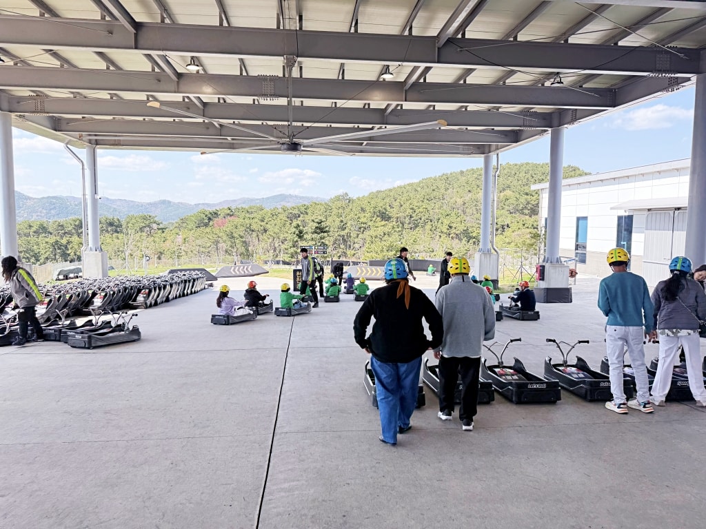 【釜山景點推薦】「釜山斜坡滑車 Skyline Luge Busan」大人小孩都瘋狂的釜山必玩項目，斜坡滑車+高空纜車美景一覽無遺!