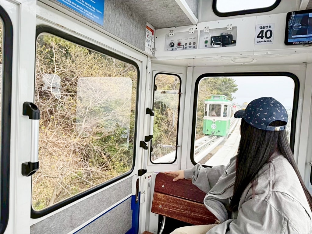 【釜山景點推薦】「海雲台藍線公園天空膠囊列車」海上繽紛小方塊,移動的觀海私人VIP包廂! - 第15張圖 【釜山景點推薦】「海雲台藍線公園天空膠囊列車」海上繽紛小方塊,移動的觀海私人VIP包廂!