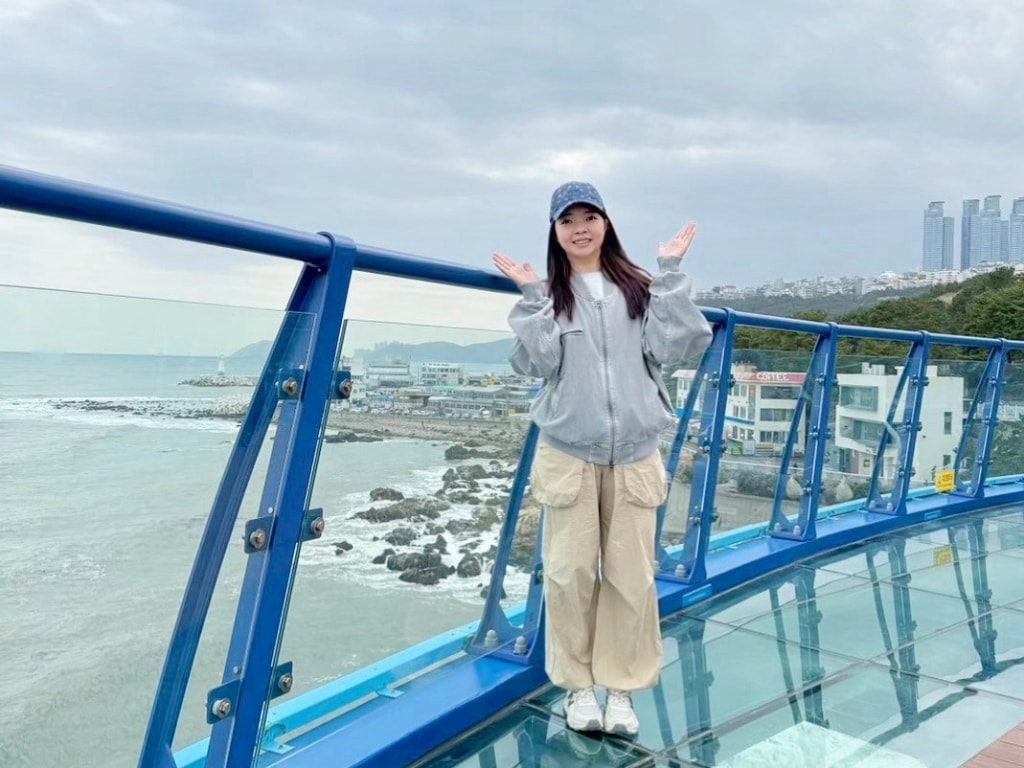 【釜山景點推薦】「海雲台綠色鐵路(Haeundae Green Railway)」青沙浦踏石觀景台、紅白雙子燈塔、海月展望台、迎月隧道多個景點一次滿足! - 第11張圖 【釜山景點推薦】「海雲台綠色鐵路(Haeundae Green Railway)」青沙浦踏石觀景台、紅白雙子燈塔、海月展望台、迎月隧道多個景點一次滿足!