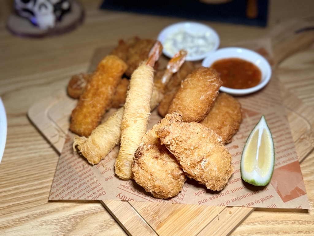 【美食】新竹湖口「JD CLUB 俱樂部」高爾夫球練習場x音樂酒吧跨界合作,想要小酌、聽歌、揮桿就來這裡! - 第23張圖 【美食】新竹湖口「JD CLUB 俱樂部」高爾夫球練習場x音樂酒吧跨界合作,想要小酌、聽歌、揮桿就來這裡!